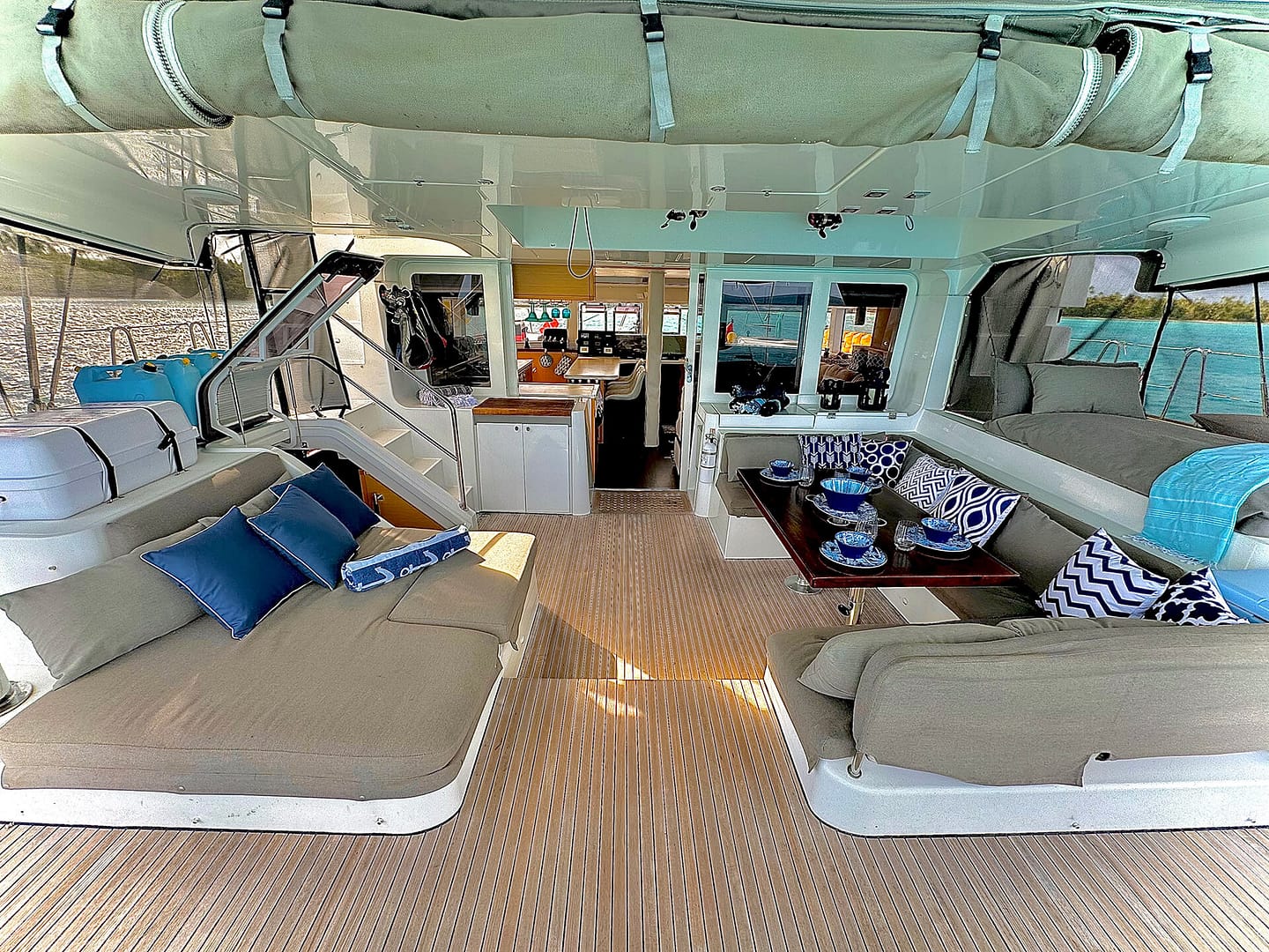 Luxury Yacht Charters Fiji | Yacht Charters Fleet Fiji