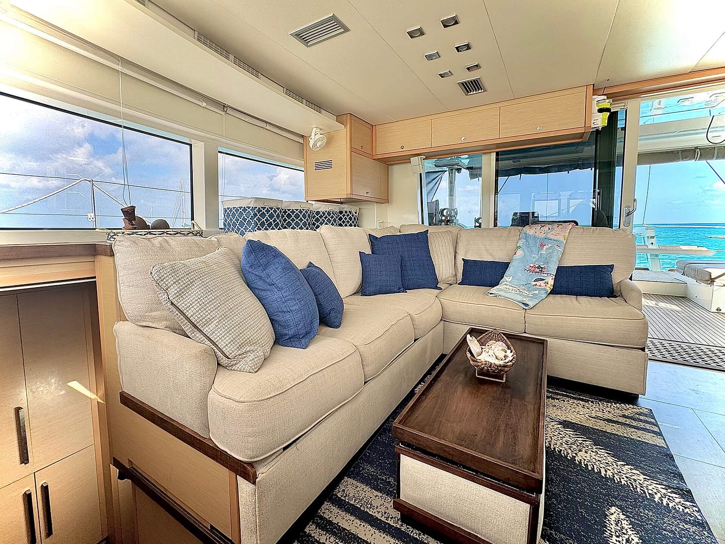 Luxury Yacht Charters Fiji | Yacht Charters Fleet Fiji